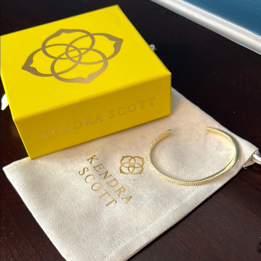 Kendra Scott Gold Ella Twist Cuff Bracelet